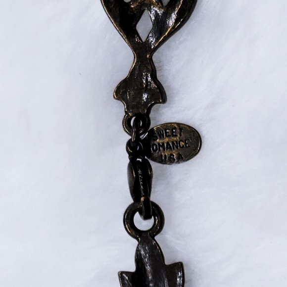 Sweet Romance  purple bead and rhinestone necklace and pierced earrings - Picture 6 of 6